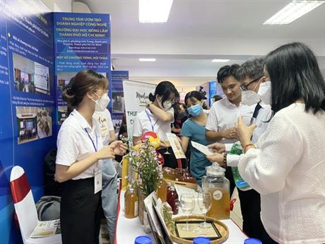 Giới thiệu ứng dụng công nghệ trong sản xuất nông nghiệp